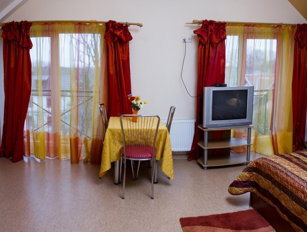 Po Juros Banga Hotel Palanga Ngoại thất bức ảnh