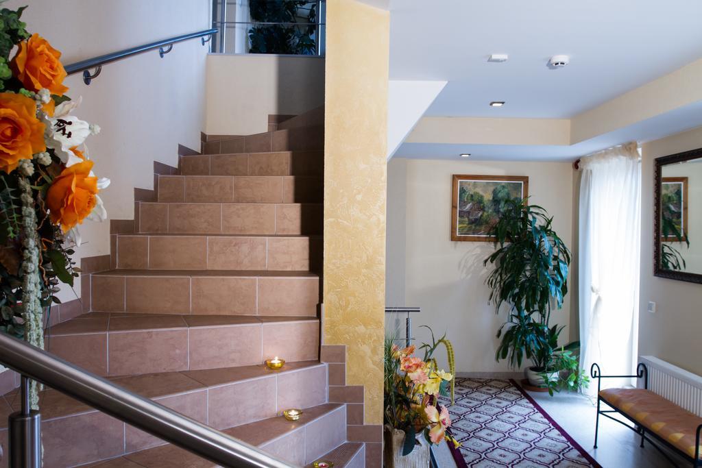 Po Juros Banga Hotel Palanga Ngoại thất bức ảnh